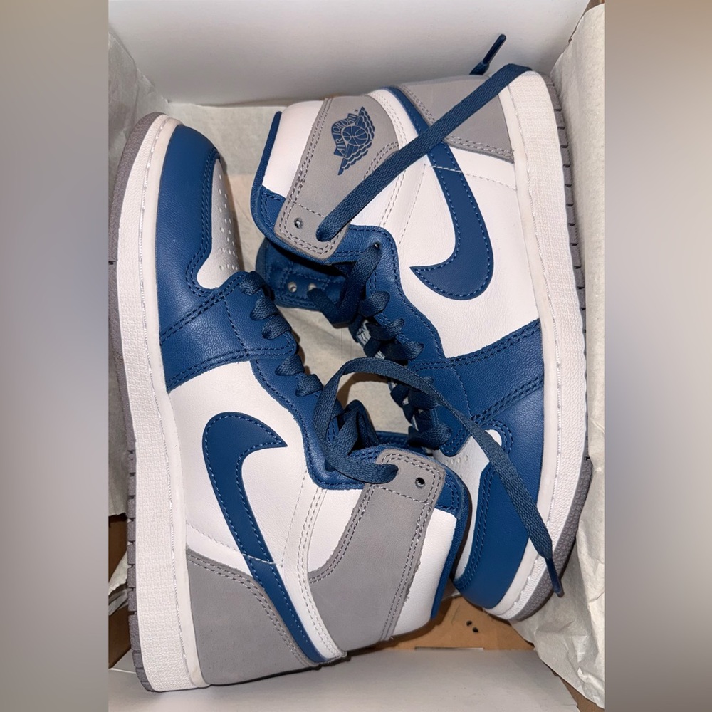 Jordan 1 Retro High OG True Blue and White Sneakers